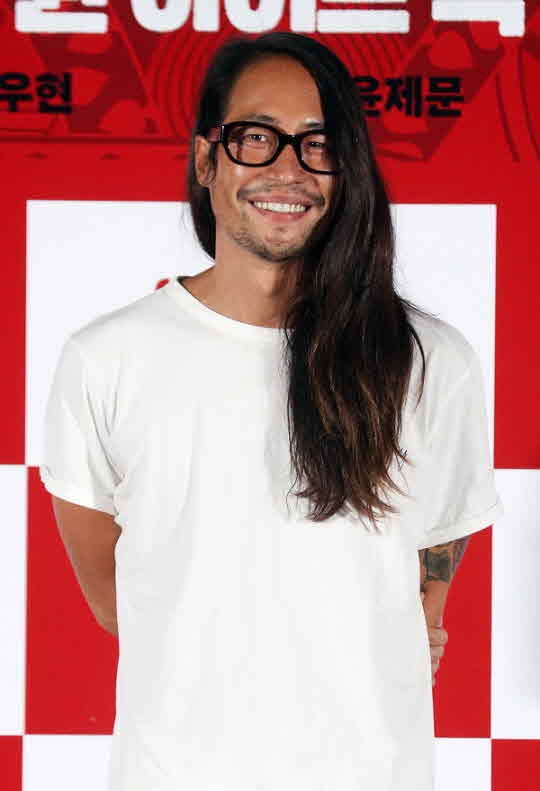 걔가 떠서… 류승범이 전 연인 공효진과의 현 관계를 털어놨다