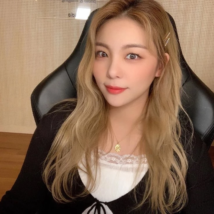 BJ 뜨뜨뜨뜨 열혈팬으로 성덕된 에일리, 깜짝 놀랄만한 발표 했다