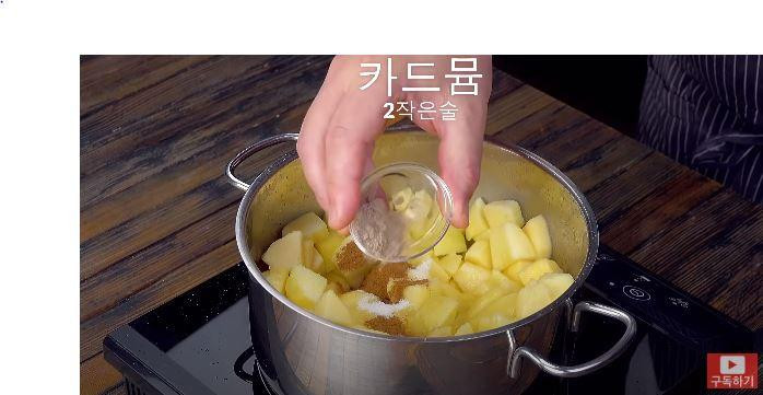 요리에 발암 물질을 넣은 유튜버