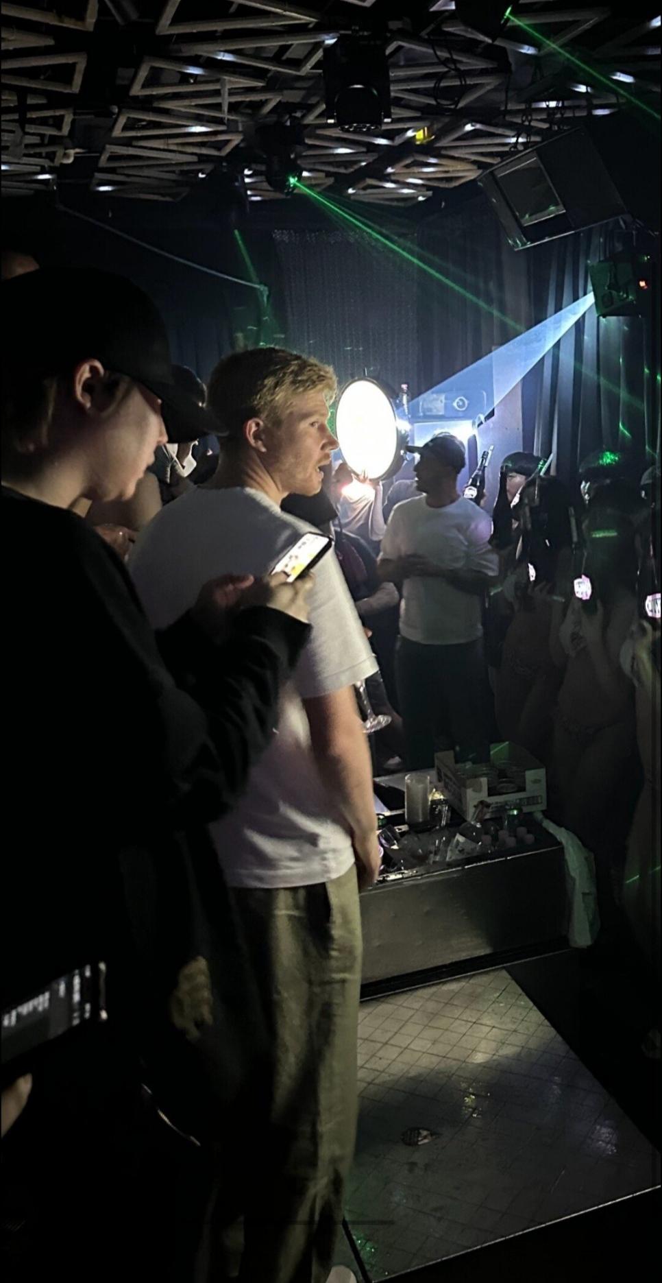 축구) 맨시티 선수들 입국후근황