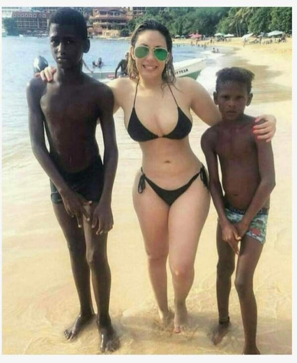 백인과 같이 있는게 불편한 흑인