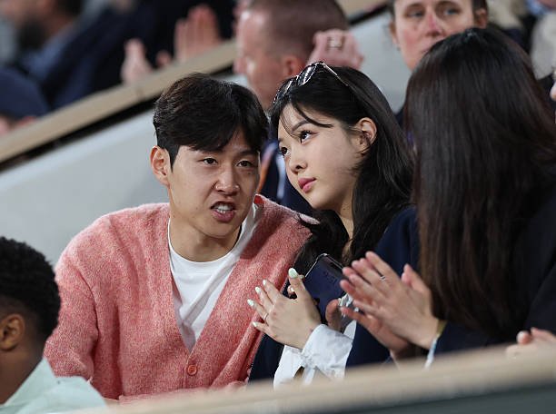 테니스 대회 보러 간 이강인과 여친 투샷